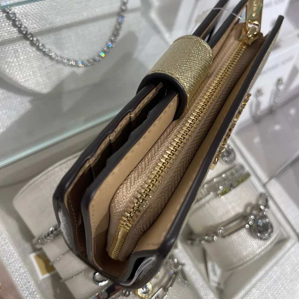 MICHAEL KORS Jet Set Md Zip CN Metallic Saffiano Leather BiFold Wallet Pale Gold